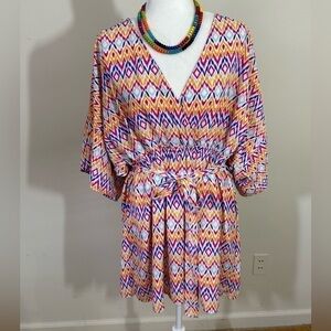 Venus sz XL coverup, dress,tunic colorful print Ties at the waist Bell sleeves